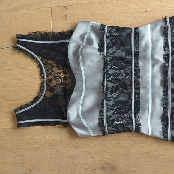 BNWT BCBG Cocktail Dress Size 2 - Picture 2 of 7